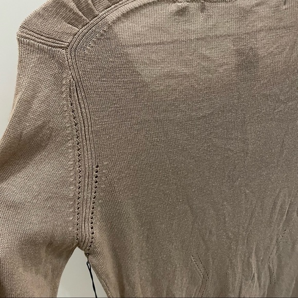 Max Studio Ruched-Detail Crepe Blouse - Picture 5 of 10
